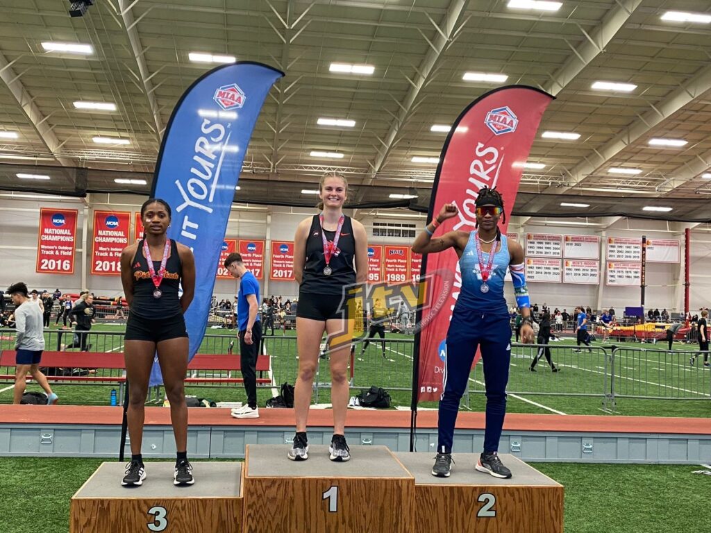 Kimberly Smith (first from right) celebrates her silver medal .