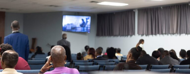 Three-Day Jehovah’s Witnesses Program Promises Only Good News