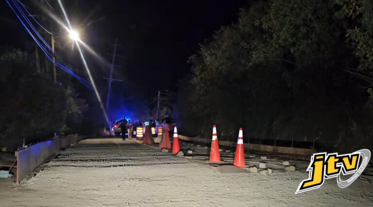 Lone-Vehicle Accident in Hodges Creek Area Results in Minor Injuries