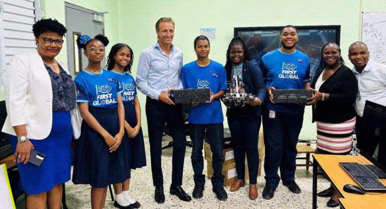 Exness Donates Robotic Kits to Ministry of Education in BVI to Support Technology Learning