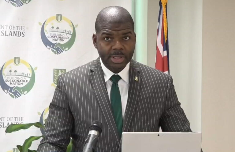 Premier Accuses Governor of Sidestepping Police Appointment Procedure